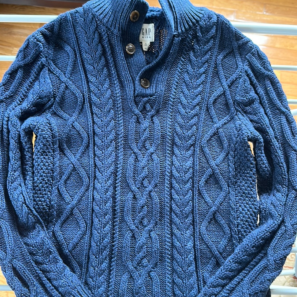 Boys gap sweater size 12